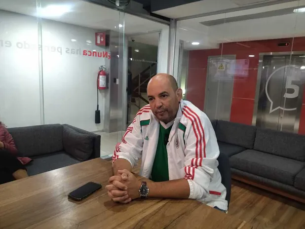 Mario Urrea señaló a Bernardo Benjamín Rebelo Oñate de fraude genérico por vender paquetes para la Copa del Mundo.
